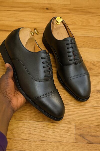 Chaussures Oxford en cuir noir