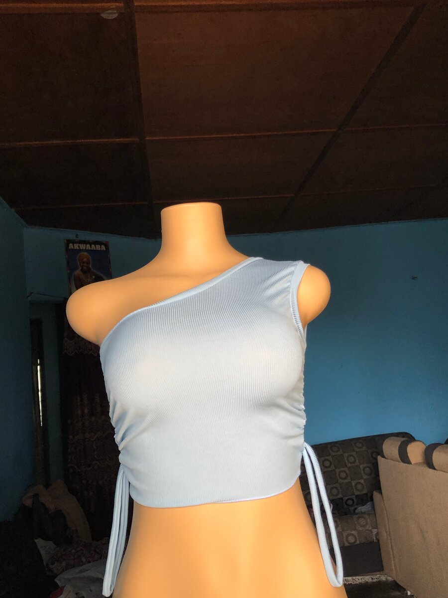 Top asymétrique femme tendance