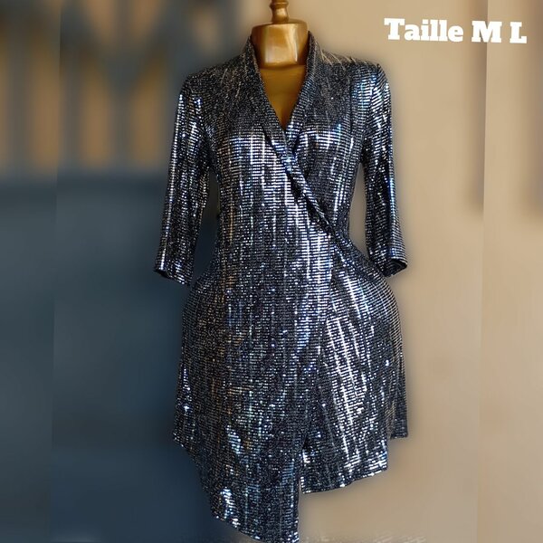 Robe Pailletée Élégante