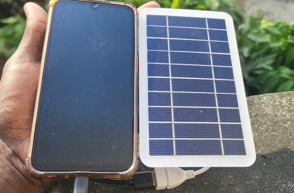 Chargeur solaire portable USB