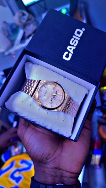 Montre CASIO Classique Dorée