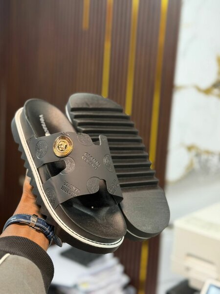 Sandales noires élégantes