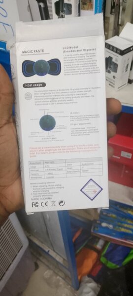 Mini masseur électrique LED