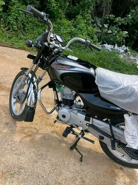 Moto Bajaj Boxer 100