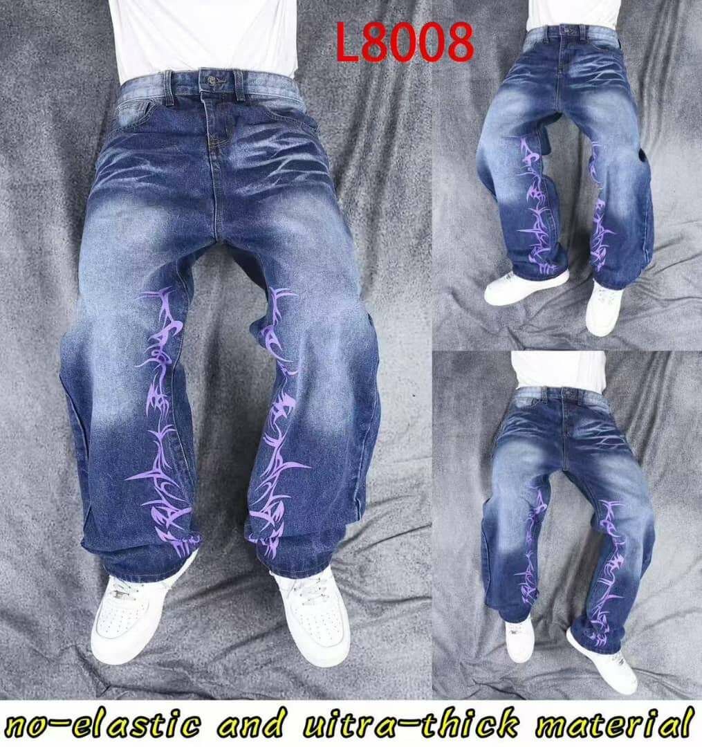 Jeans larges tendance motifs