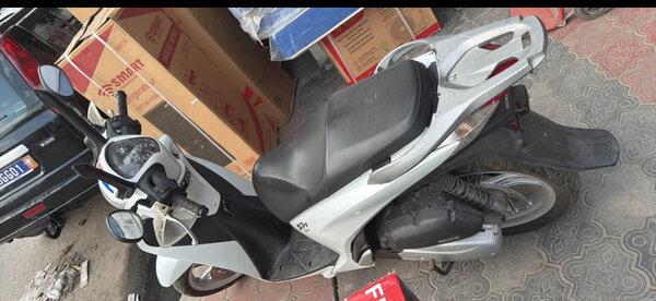 Scooter urbain moderne