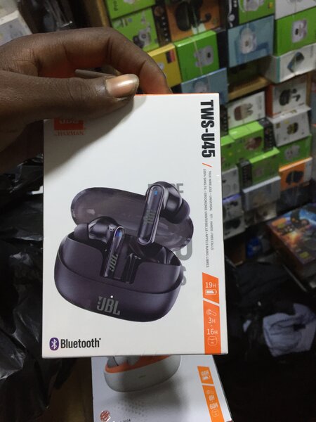 Écouteurs Bluetooth JBL TWS-U45