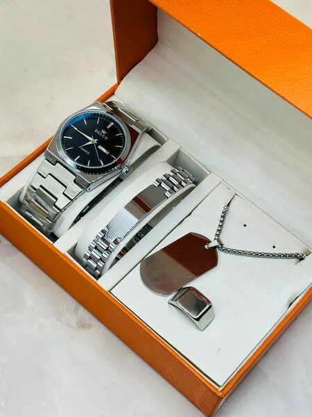 Montre homme avec bracelet et pendentif