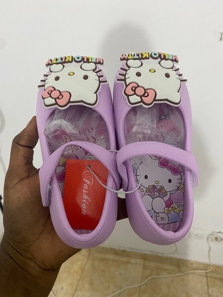 Chaussures enfants Hello Kitty