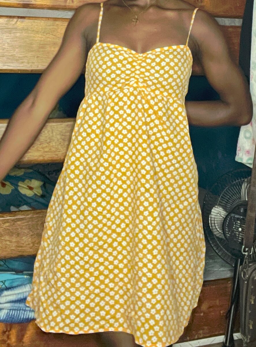 Robe d'été jaune à pois