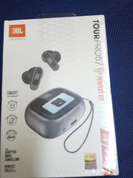 Écouteurs JBL Tour Pro 5