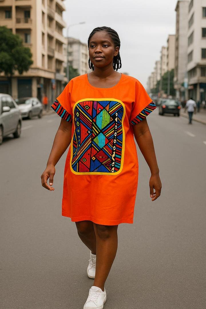 Robe en Wax Colorée Élégante