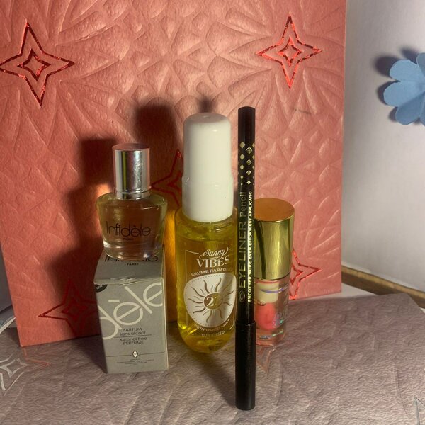 Coffret parfum et maquillage