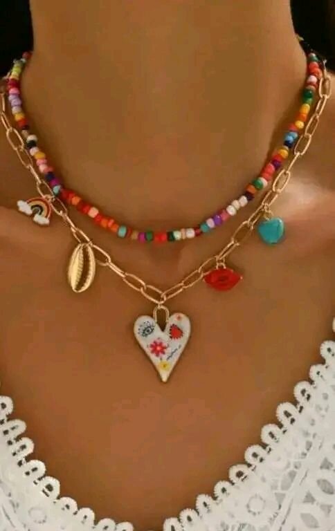 Chaînes et Boucles d'oreilles