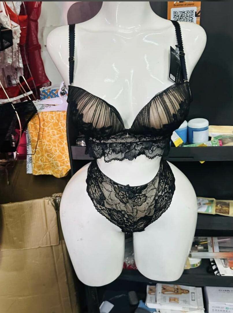 Ensemble lingerie en dentelle