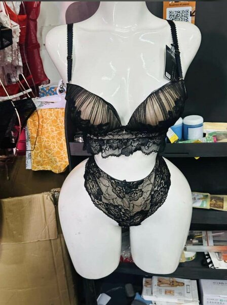 Ensemble lingerie en dentelle