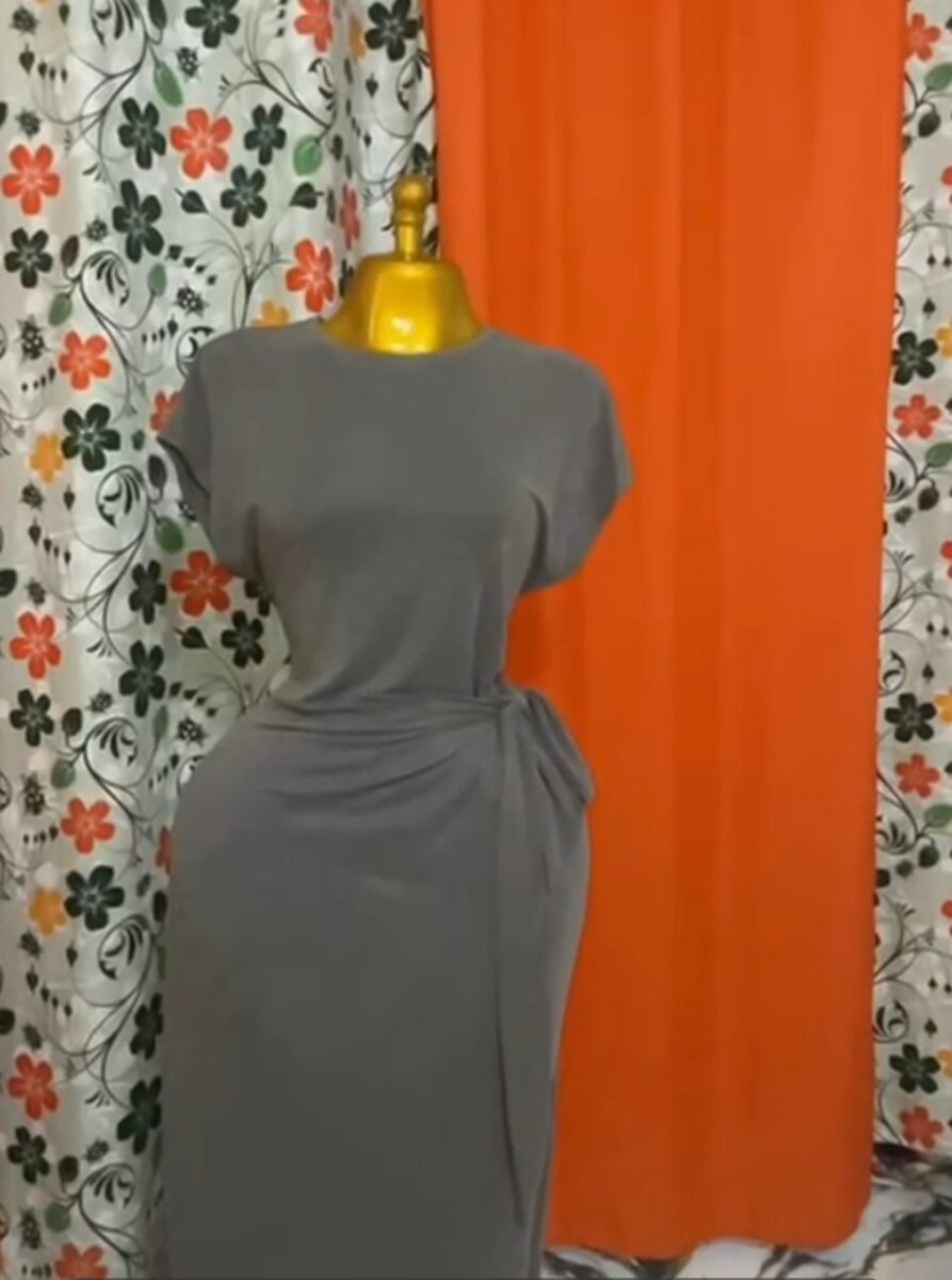 Robe élégante en volants