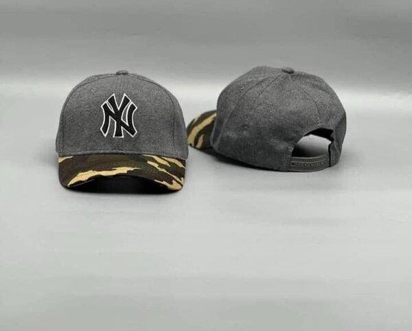 Casquette camouflage gris