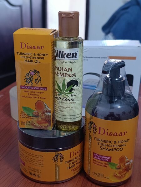 Soin des Cheveux au Curcuma et Miel