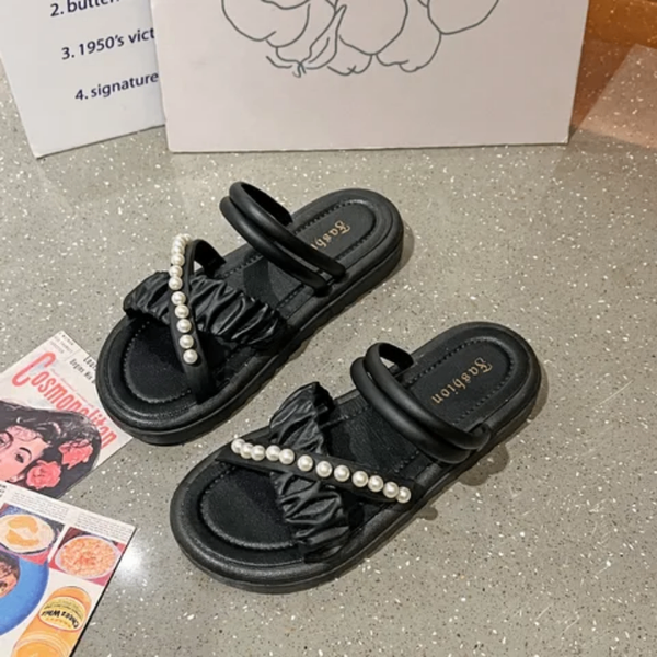 Chaussures perlées stylées