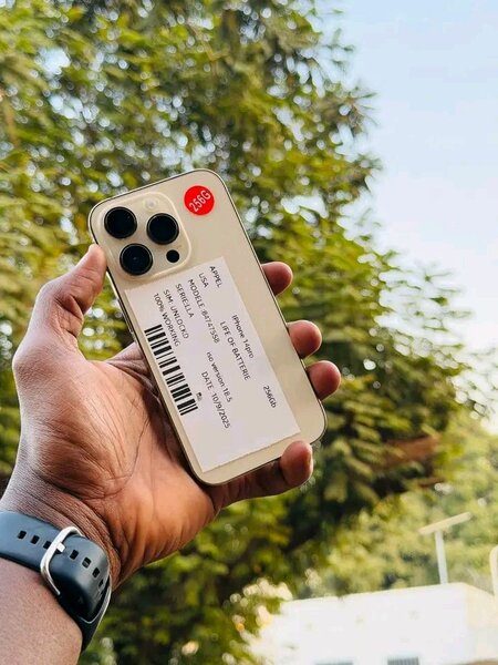 iPhone 14 Pro Max doré