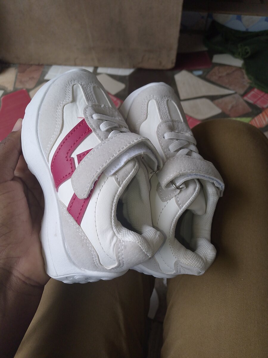 Baskets enfant blanches