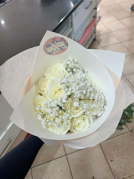 Bouquet de roses blanches