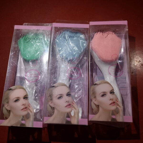 Brosse Nettoyante Visage Megalim