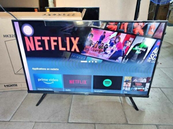Smart TV 55 pouces UHD 4K