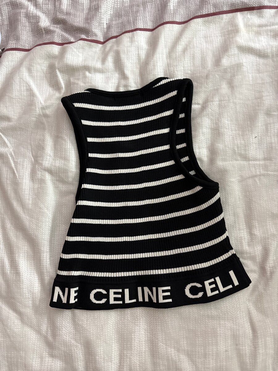 Top rayé sans manches