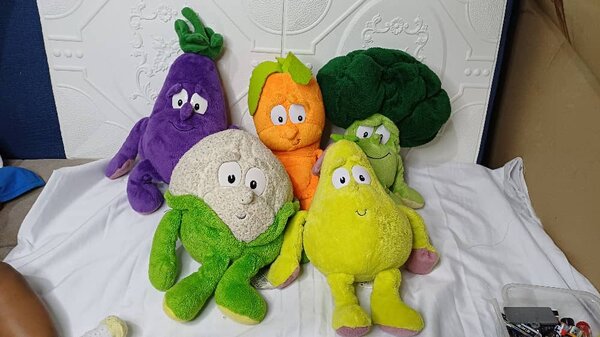 Cuddly Collection de Légumes en Peluche