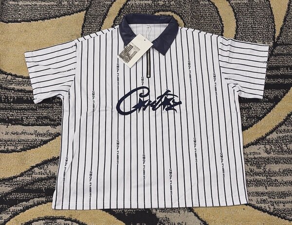 Polo rayé à col contrasté