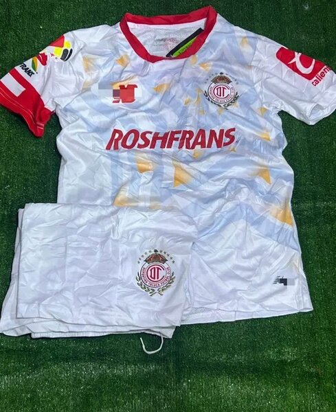 Ensemble de maillots de foot