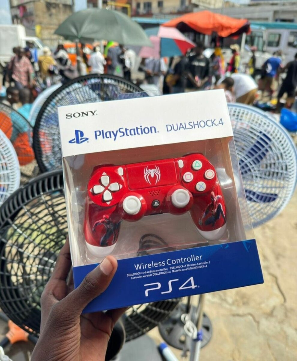 Manette PS4 Spider-Man Rouge