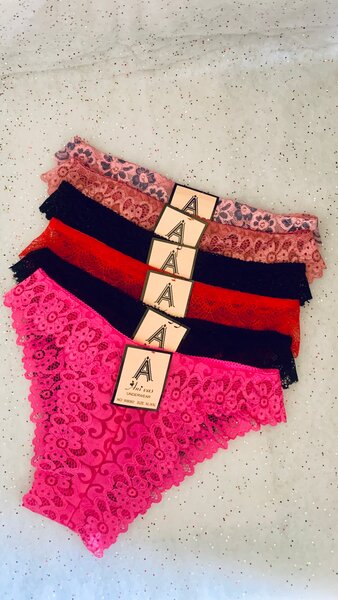 Lot de 6 Culottes en Dentelle