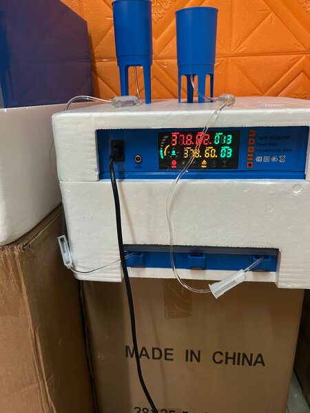 Incubateur Automatique 36 Œufs