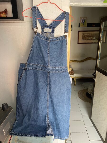 Robe salopette en jean tendance