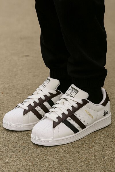 Baskets blanches Rayures noires