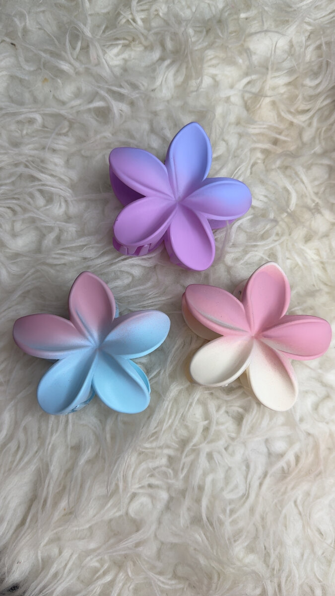 Pinces à cheveux fleuries