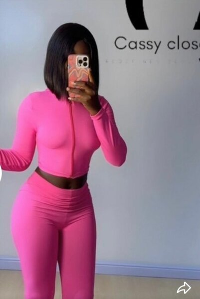 Ensemble de sport rose vif