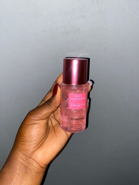 Parfums miniatures élégants