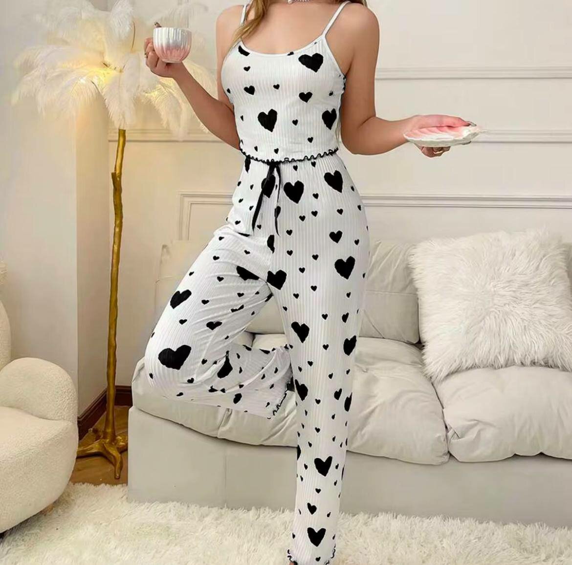 Pyjama à motifs cœurs