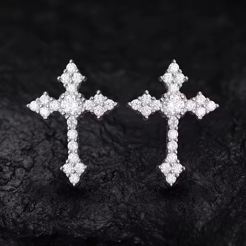 Boucles d'oreilles croix étincelantes