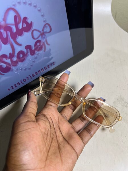 Lunettes de soleil transparentes pour femme