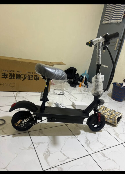 Trottinette électrique pliable