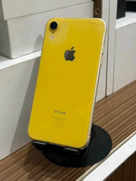 iPhone XR Jaune