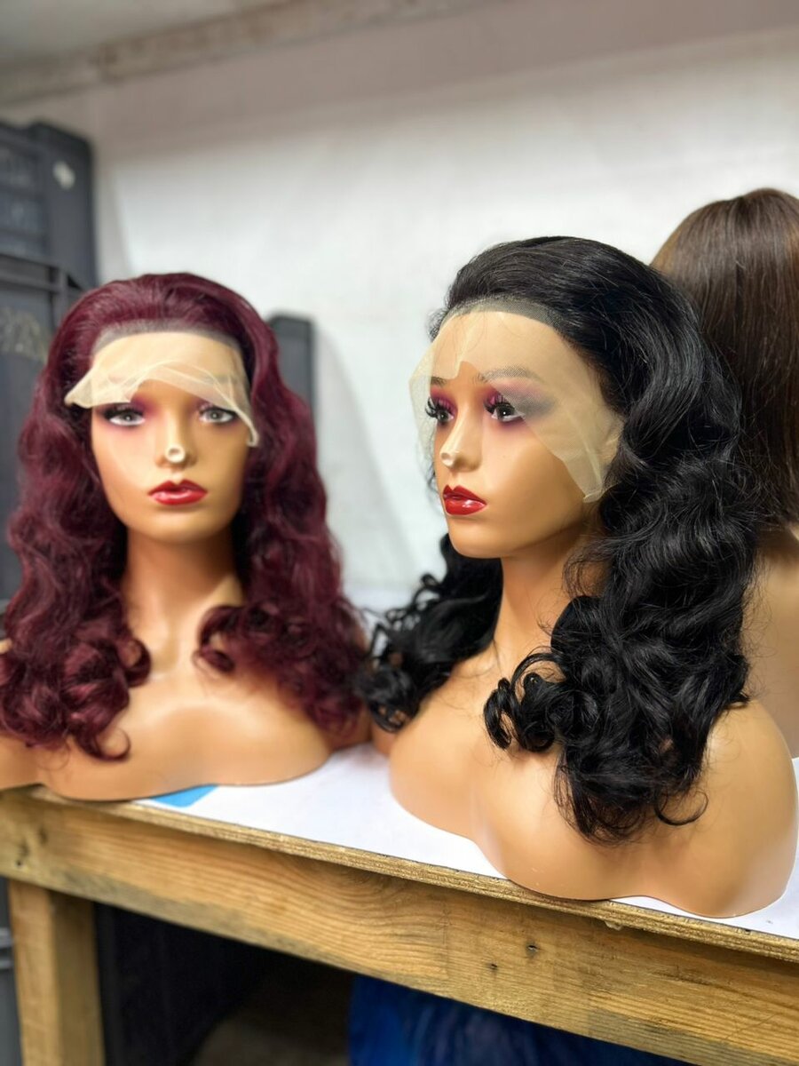 Perruques Ondulées naturelles