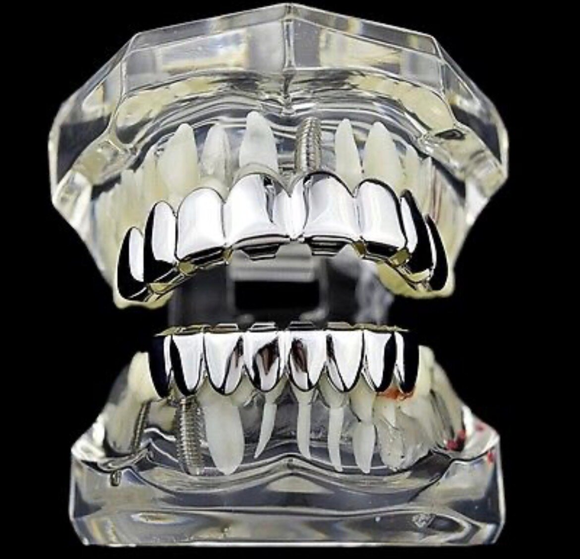 Grillz métal pour dents
