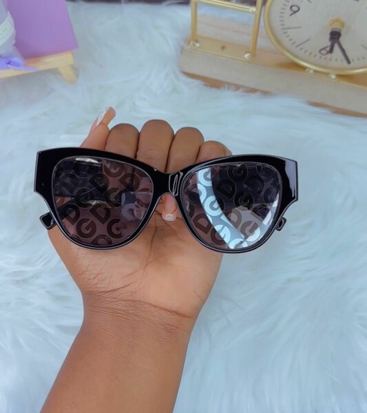 Lunettes de soleil élégantes