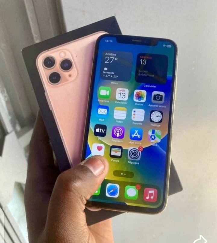 iPhone 11 Pro Or 64Go